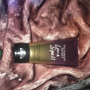 Victoria’s Secret lotion